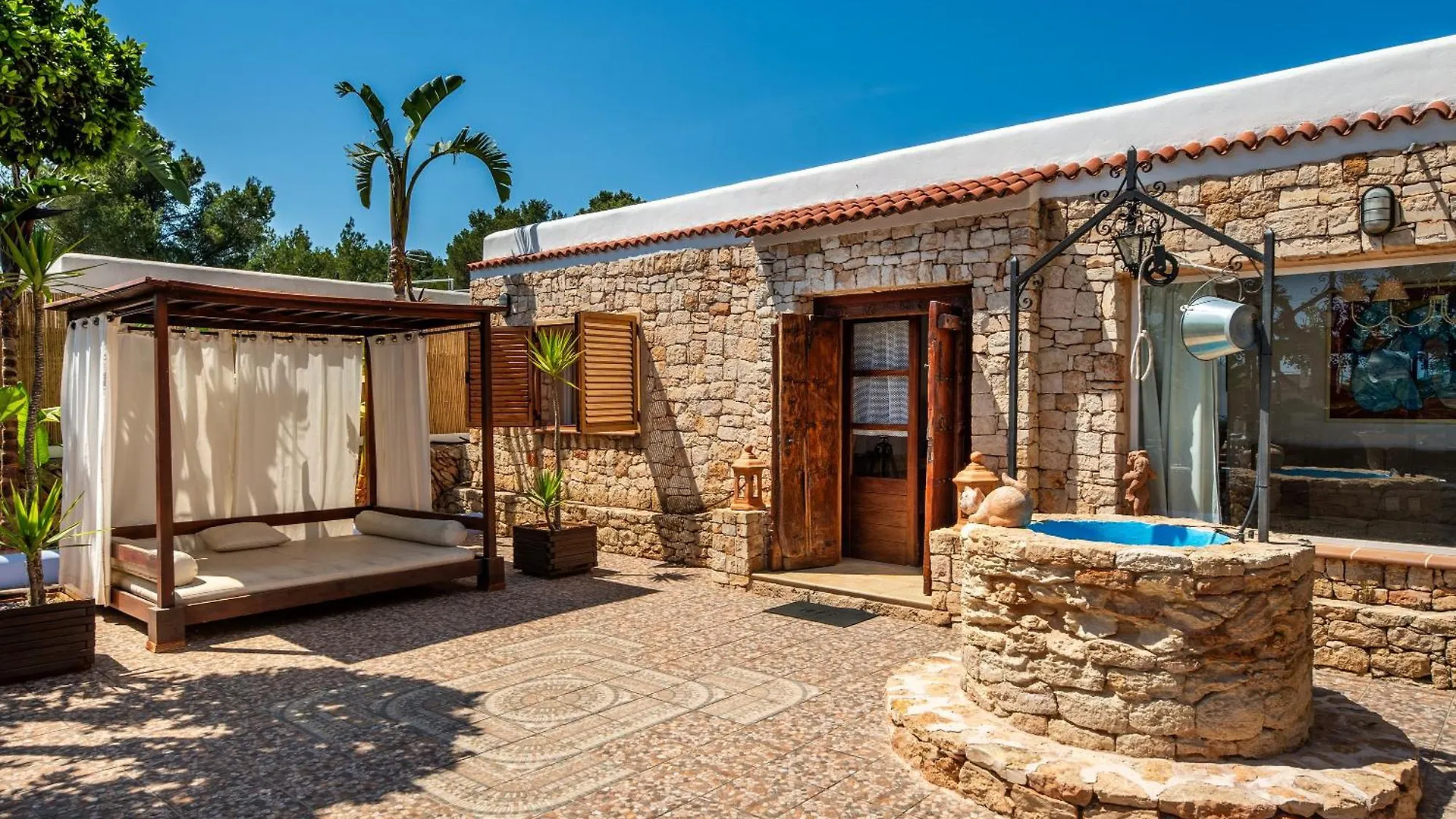 Villa Can Cardona Montecristo 0*,  İspanya